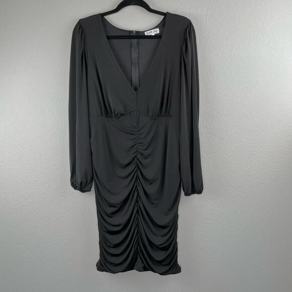 Emerald Sundae Black Stretch Ruched Bodycon Long Sleeve V-Neck Dress Plus 18 NWT - Picture 14 of 15